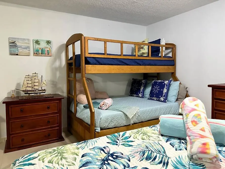 Marina View Condo 2 Bed / 2 Bath Sleeps 7 Fajardo 0*,  Portoriko